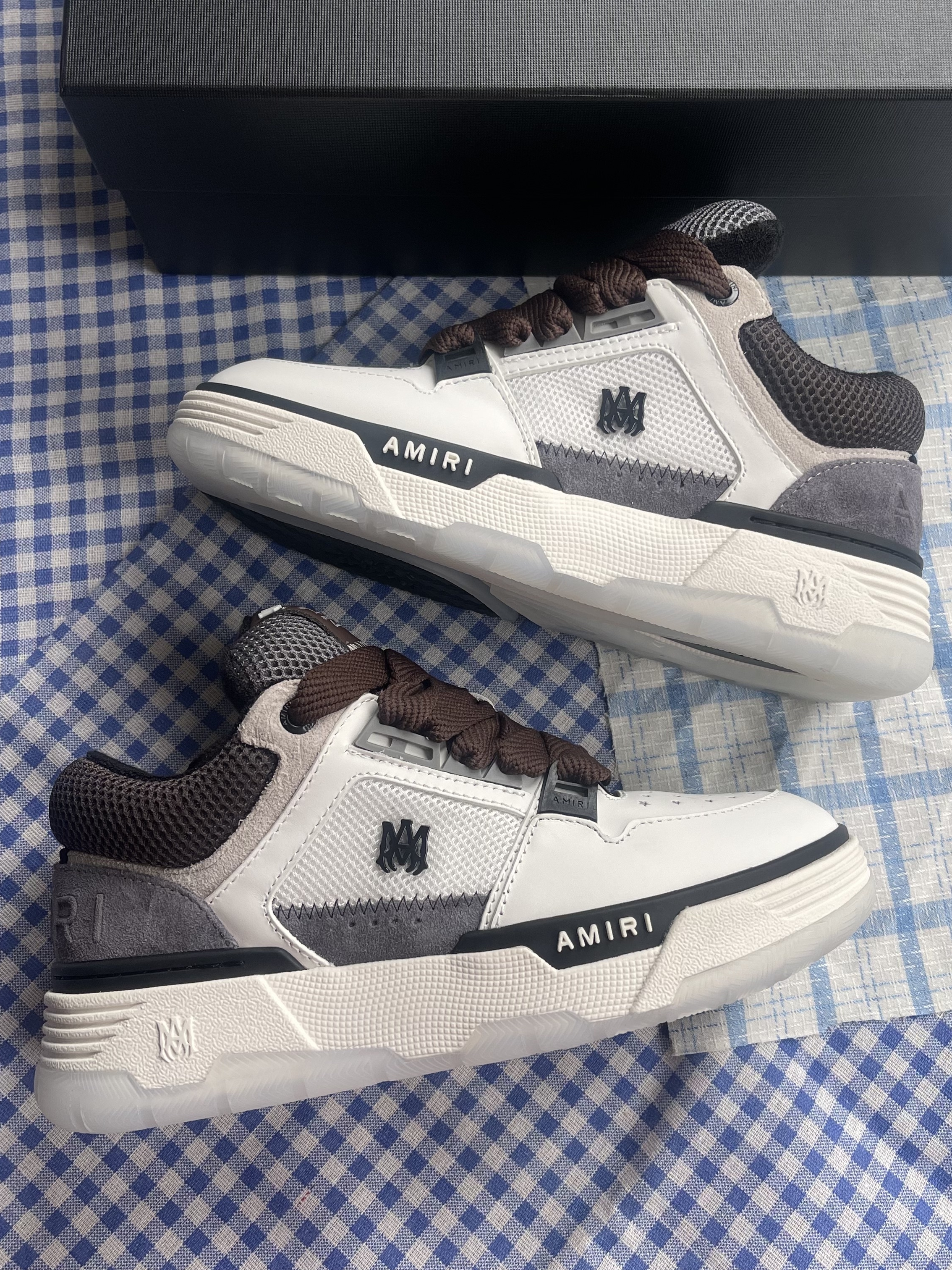 Amiri Men’s White & Gray Low-Top Leather Sneakers